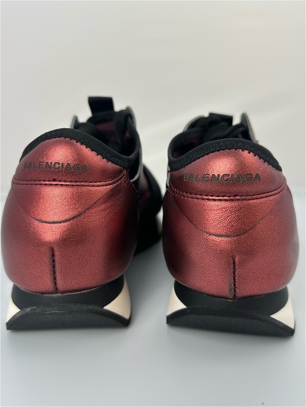 Balenciaga Race Runner woman’s sneakers. Burgundy and Black. Like new! - Picture 5 of 9
